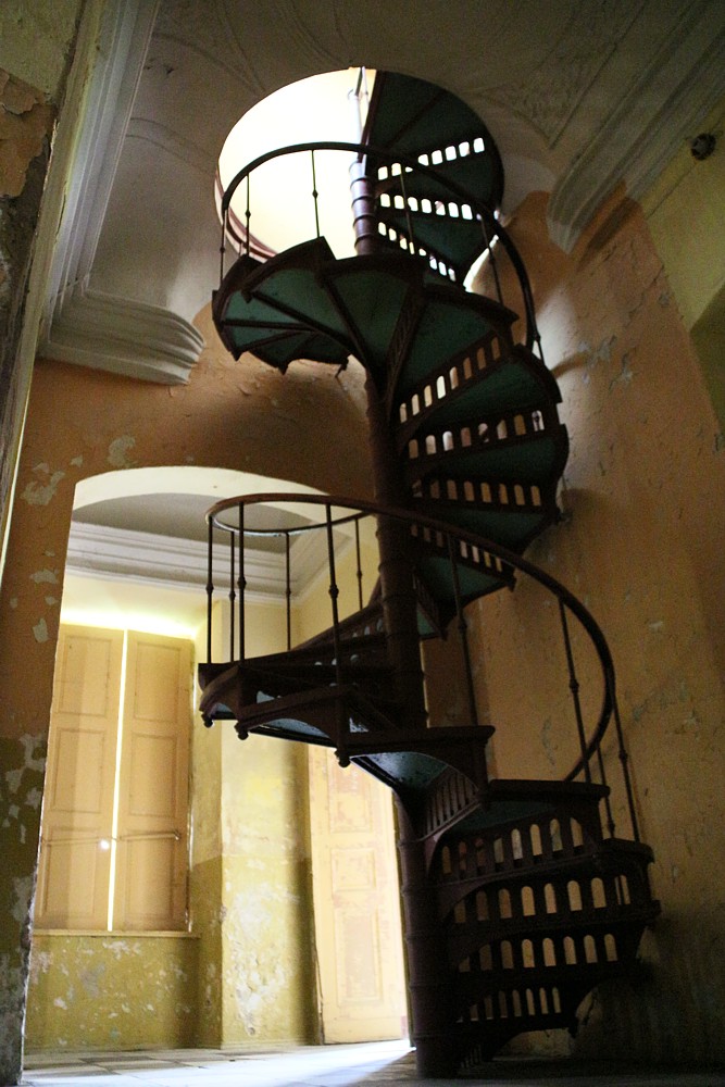 Stary pałac, schody
Drogosze, Mazury 2013
