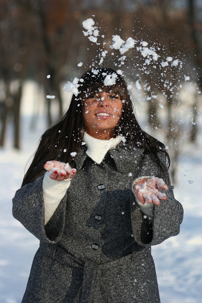 Pada śnieg...
Mariola
Słowa kluczowe: kobieta,portret