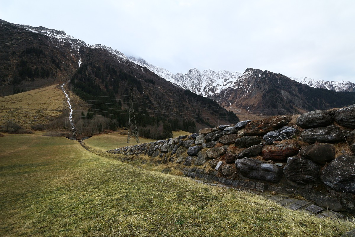 Surowe alpejskie krajobrazy
Guttannen, Szwajcaria 2016
Słowa kluczowe: góry